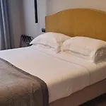 Flom Boutique Hotel