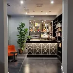Flom Boutique 4*