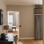 Flom Boutique Hotel 4*