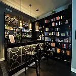 Flom Boutique Hotel 4*