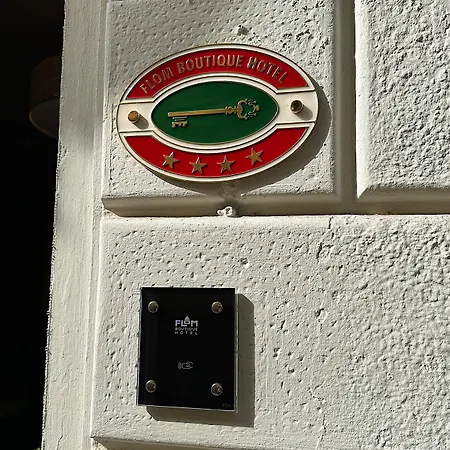 Hotel Flom Boutique 4*