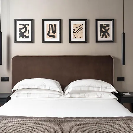 Flom Boutique Hotel