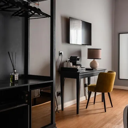 Flom Boutique Hotel 4*
