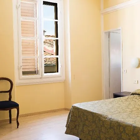 Flom Boutique 4* Florence