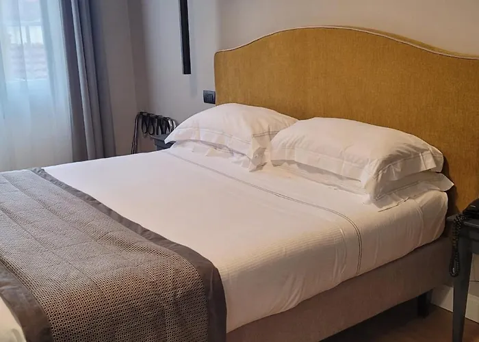 Flom Boutique Hotel